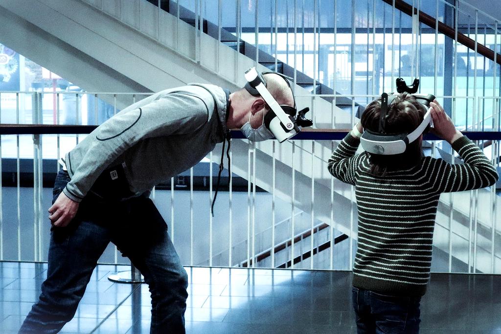 Salle équipée en réalité virtuelle moderne